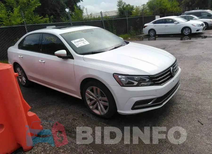 1VWLA7A36KC004421 Photo# 1