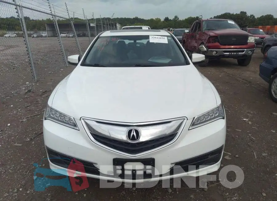 19UUB1F30GA013274 Photo# 6