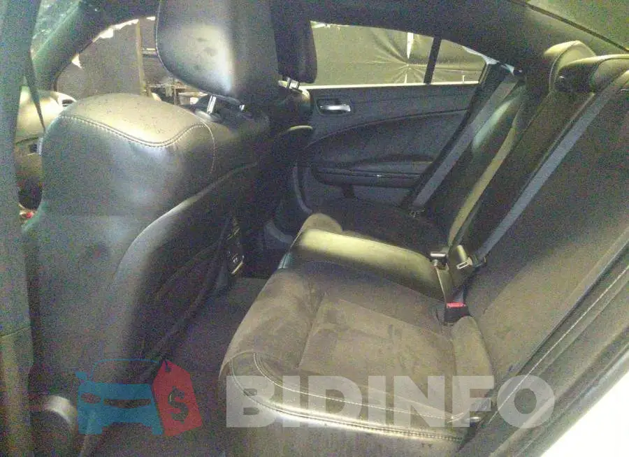 2C3CDXHG1KH608138 Photo# 8