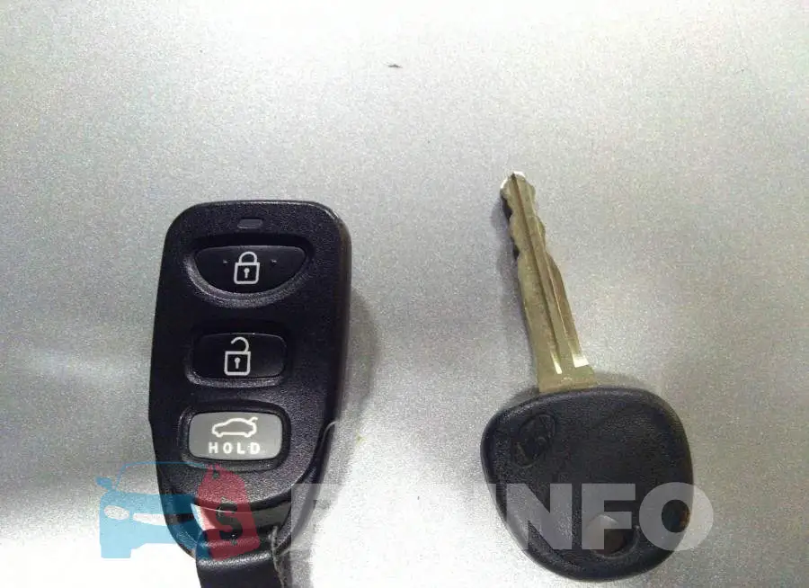 5NPD84LF7JH280960 Photo# 11