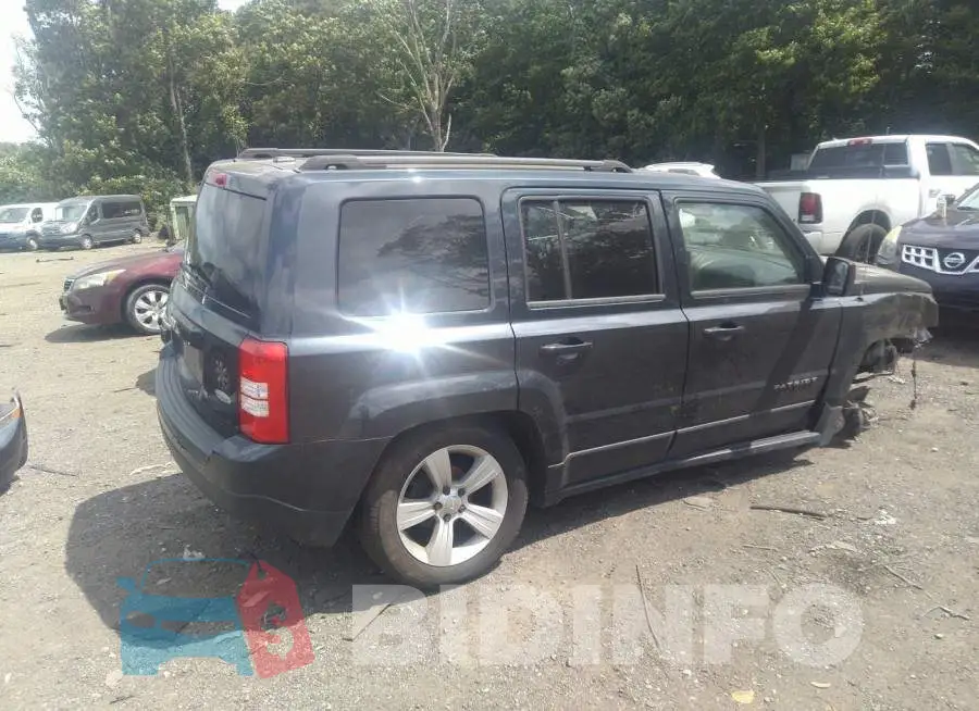 1C4NJRFB5FD155631 Photo# 4