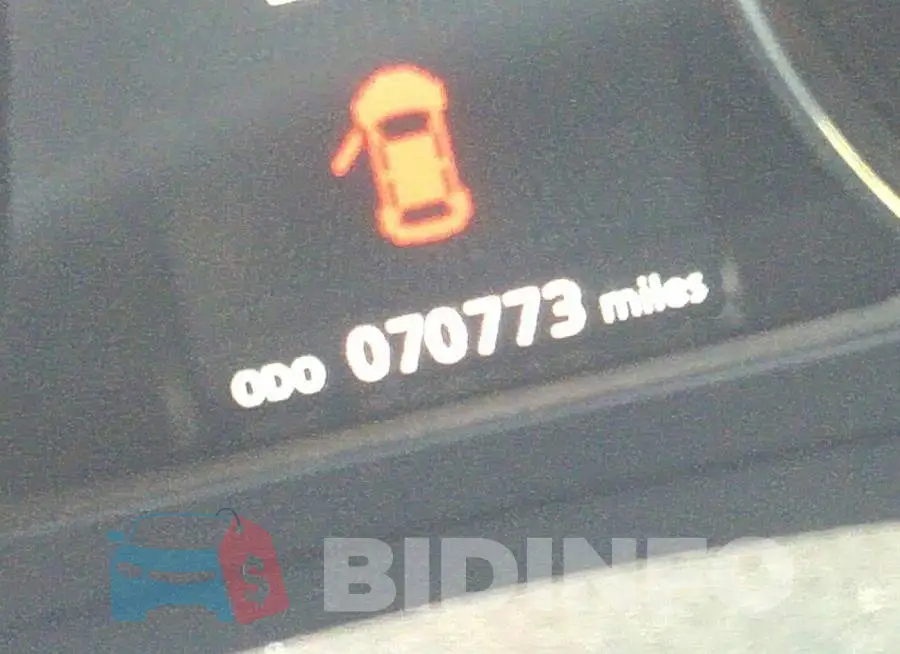 JA4AR3AW8JZ012421 Photo# 7