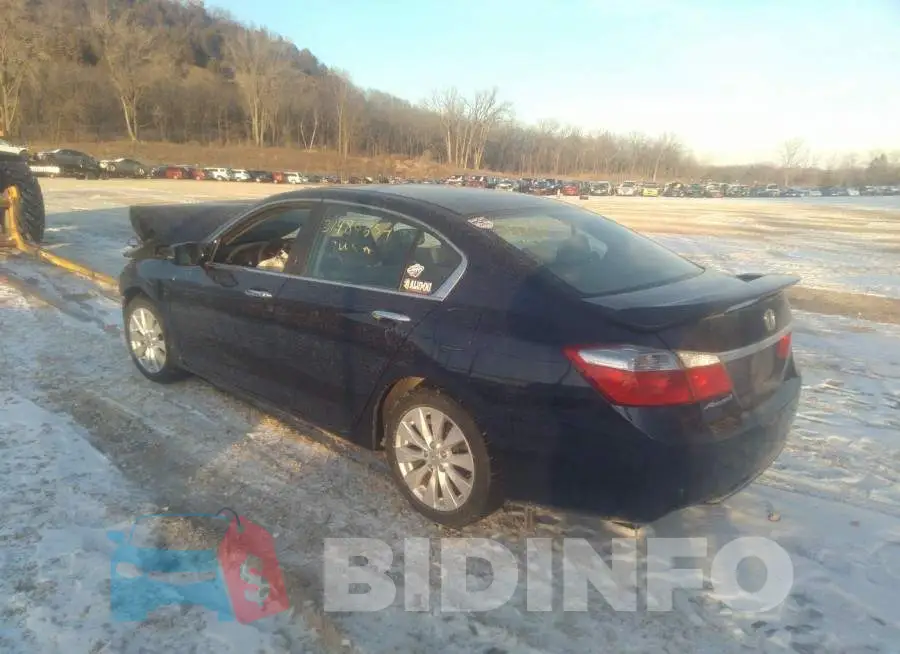 1HGCR2F72FA138873 Photo# 3