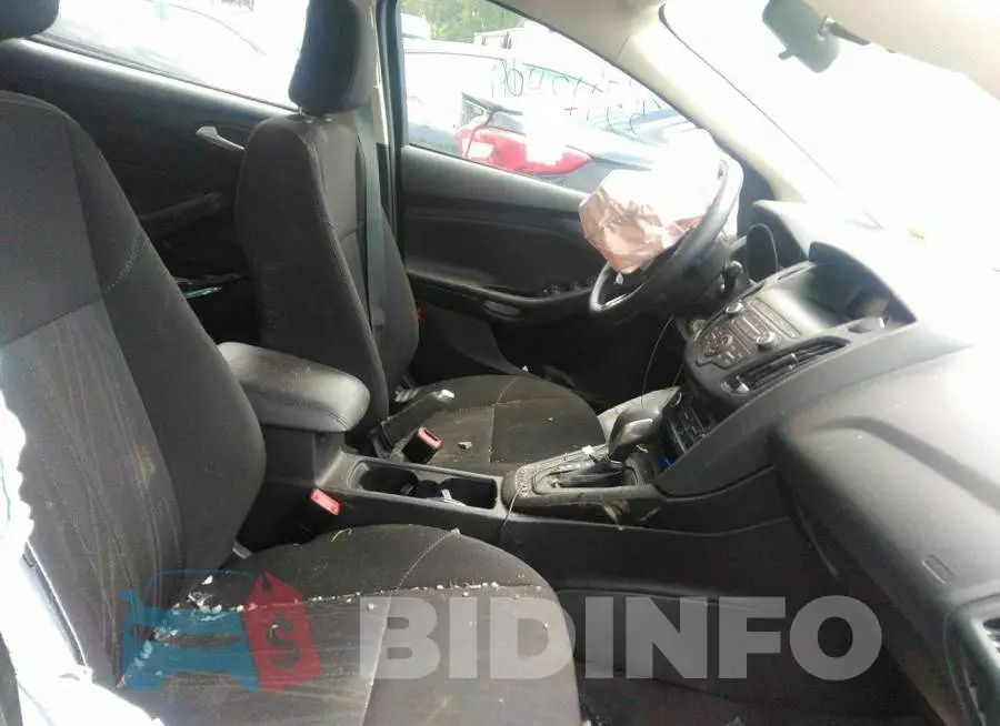 1FADP3FE5JL291019 Photo# 5