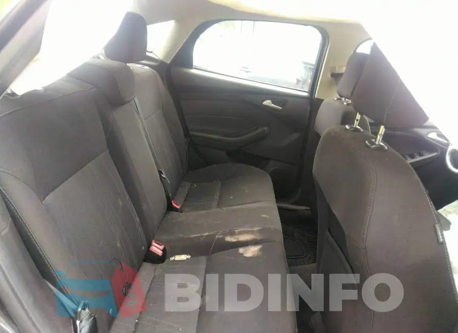 1FADP3FE5JL291019 Photo# 8