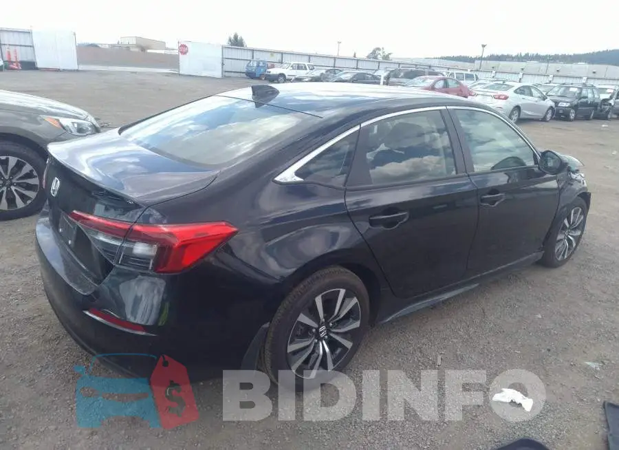 JHMFE1F77NX005389 Photo# 4