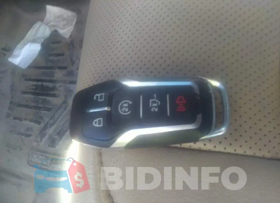 1FTFW1EG9GKE17975 Photo# 11