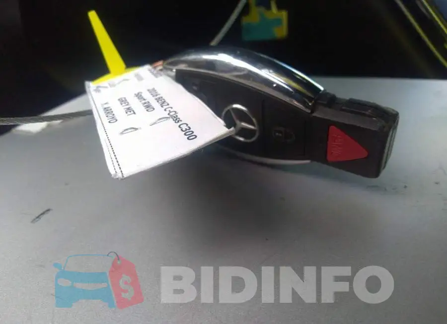 55SWF4JBXGU109091 Photo# 11