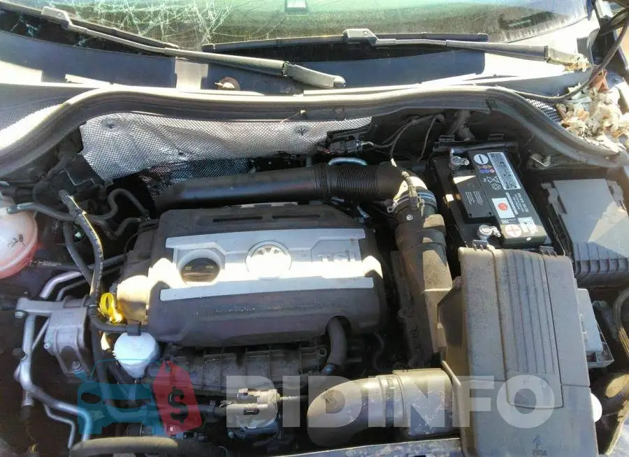 WVGRV7AX1HK017396 Photo# 10