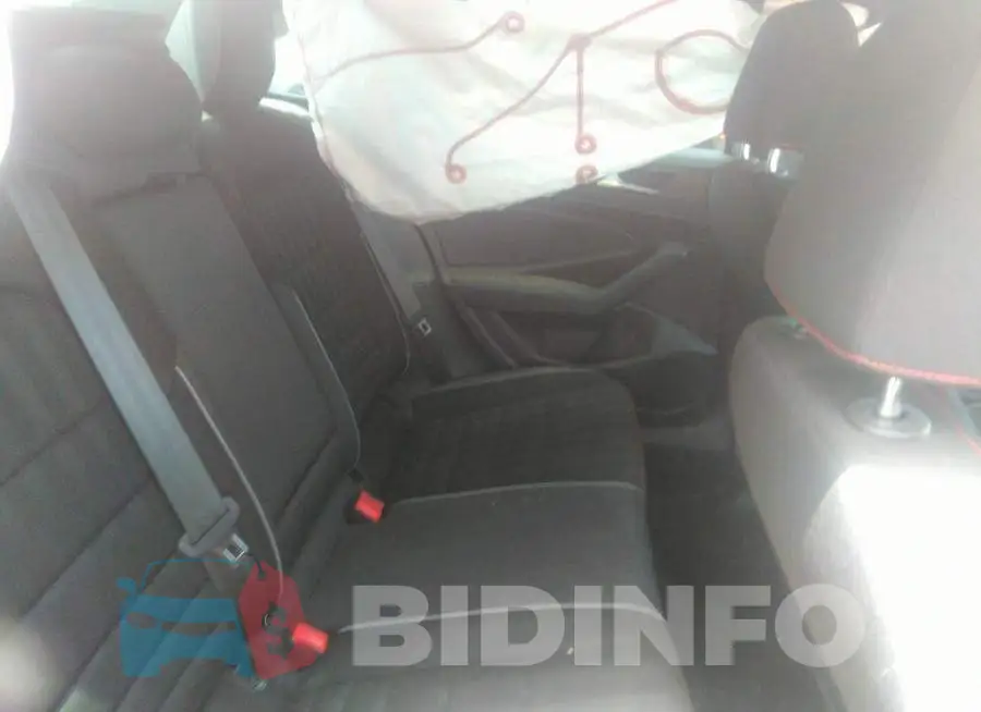 3VW6T7BUXLM045357 Photo# 8