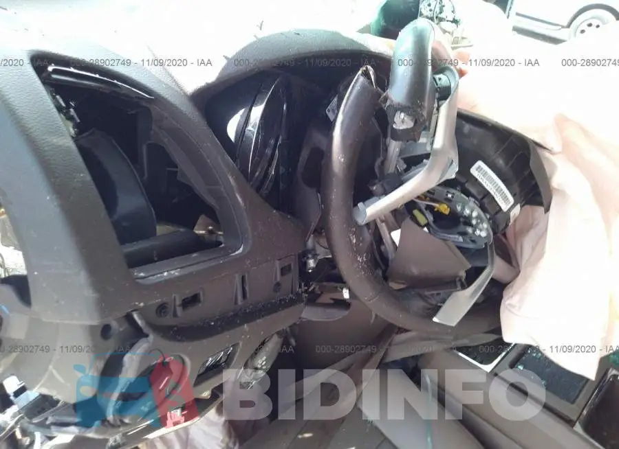 2C4RC1BG2FR560972 Photo# 7
