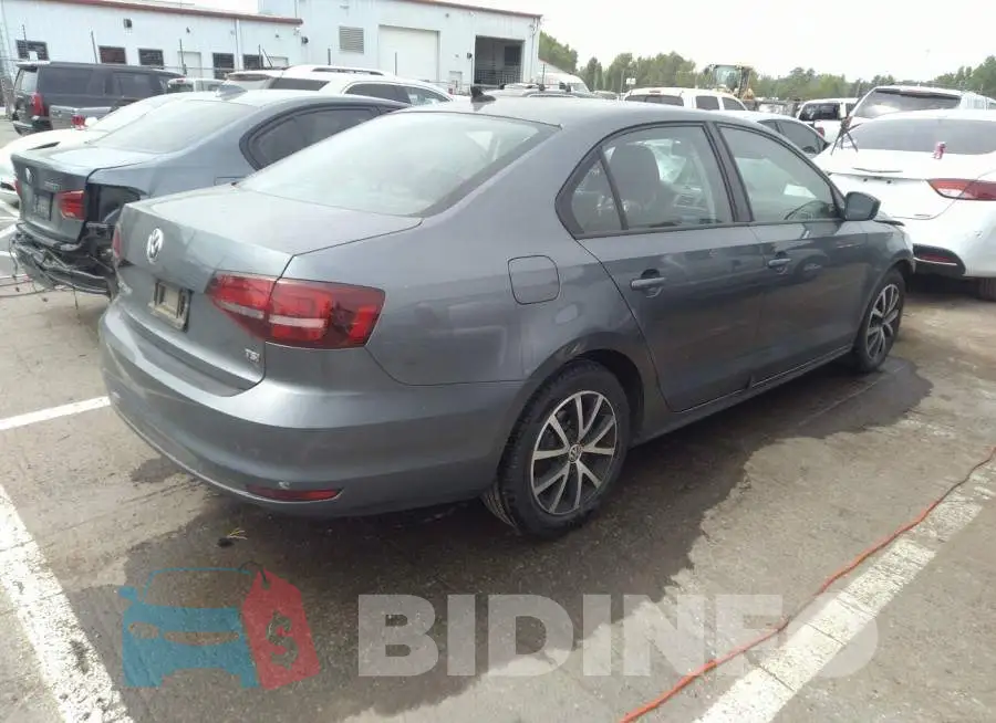 3VWD67AJ5GM317969 Photo# 4