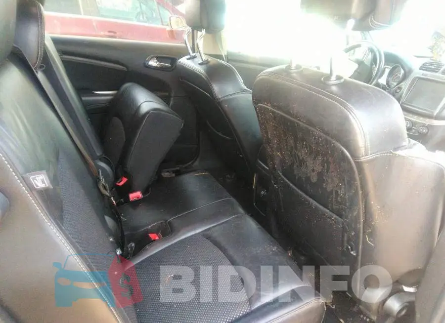 3C4PDCGG3JT378874 Photo# 8