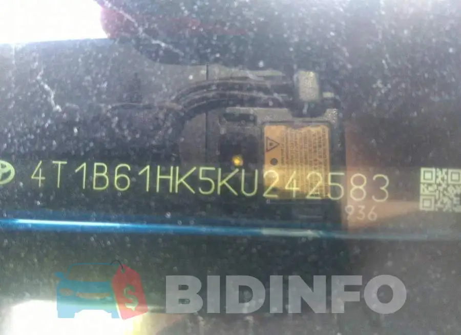4T1B61HK5KU242583 Photo# 9