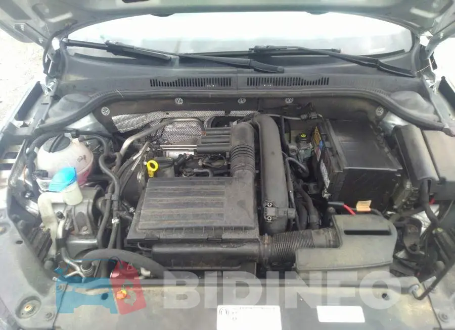 3VWD67AJ6GM295223 Photo# 10
