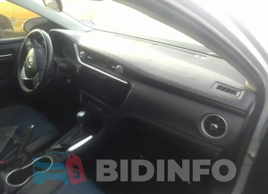 2T1BURHE2JC992098 Photo# 5