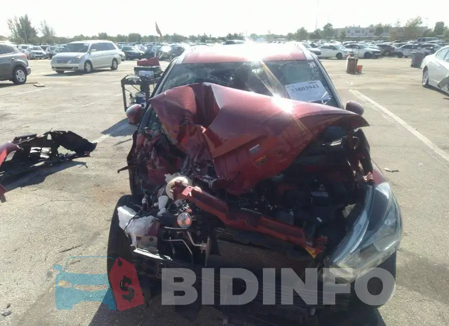 3N1CP5CV0LL527527 Photo# 6