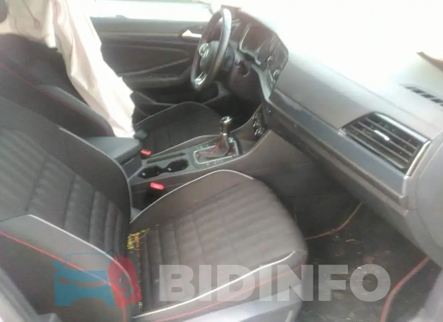 3VW5T7BU4LM033653 Photo# 5