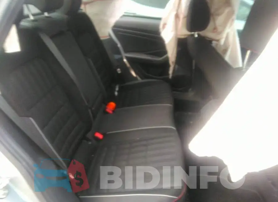 3VW5T7BU4LM033653 Photo# 8