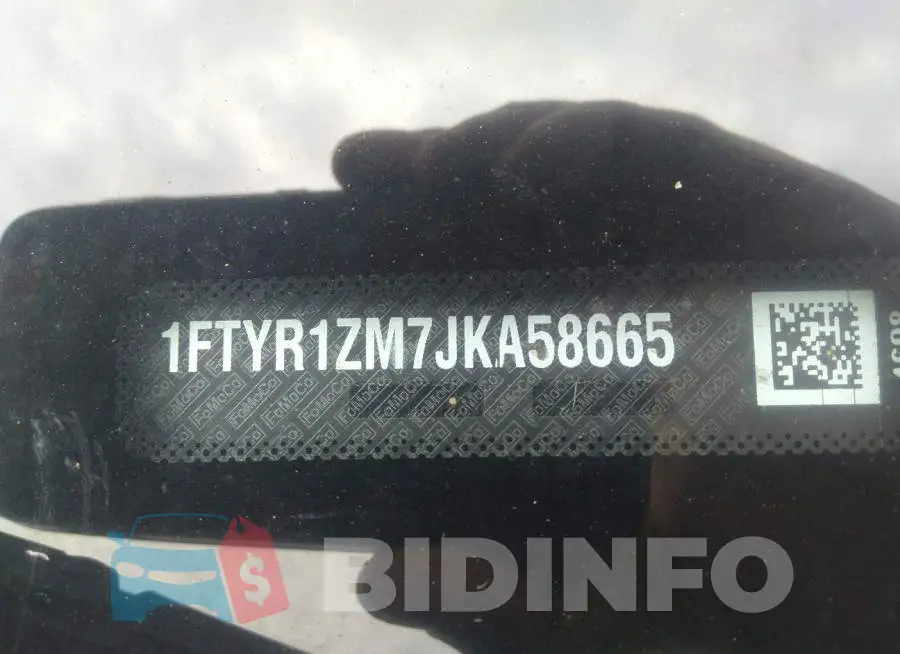 1FTYR1ZM7JKA58665 Photo# 9