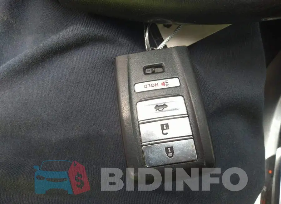 19UUB1F55GA014034 Photo# 11