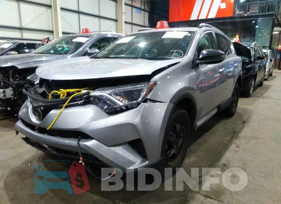 003ZFREV2JW518266 Photo# 2