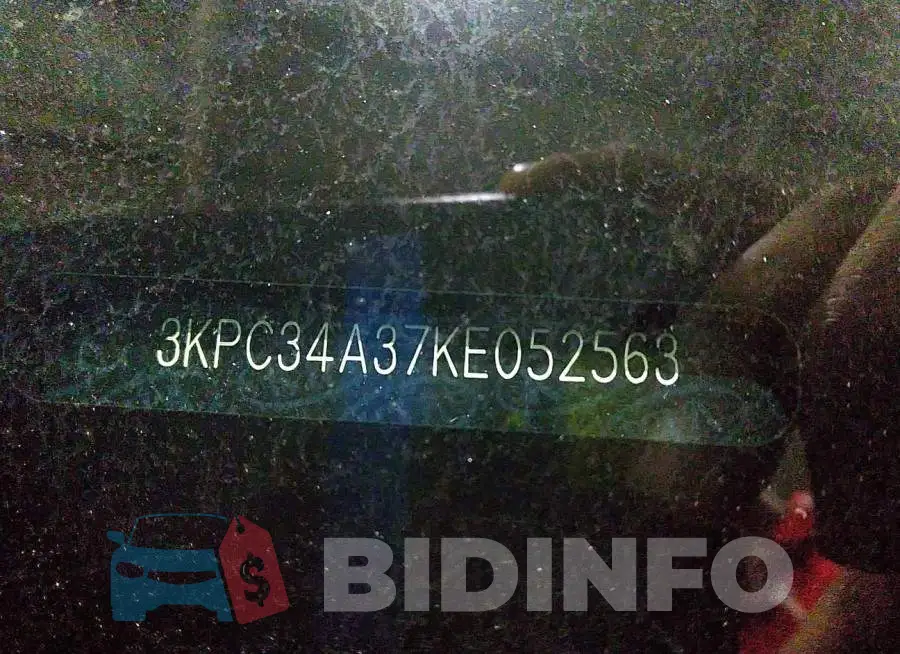 00PC34A37KE052563 Photo# 9