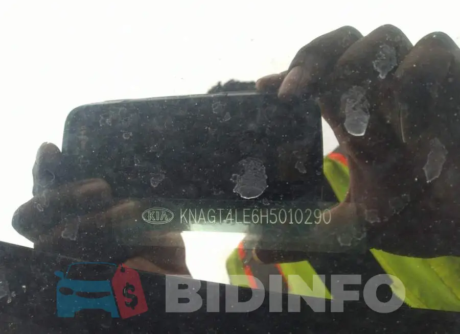 KNAGT4LE6H5010290 Photo# 9