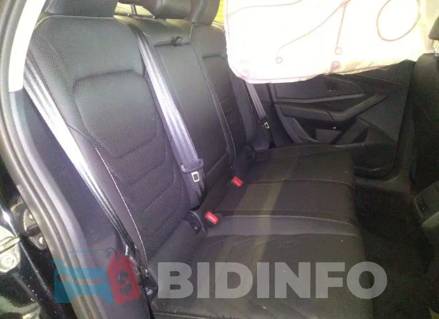 3VWGB7BU9KM197636 Photo# 8