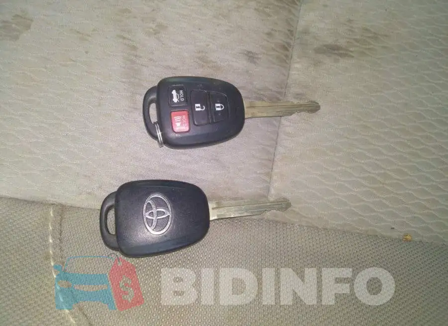 2T1BURHE2GC630331 Photo# 11