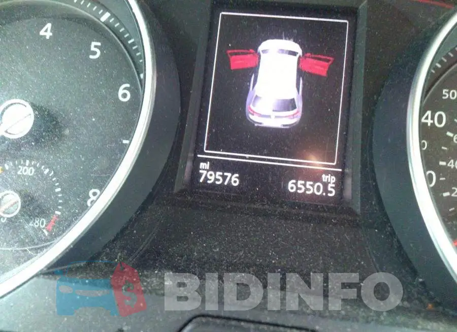 3VWTT7AU7FM038777 Photo# 7
