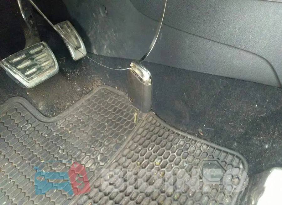3VWTT7AU7FM038777 Photo# 11
