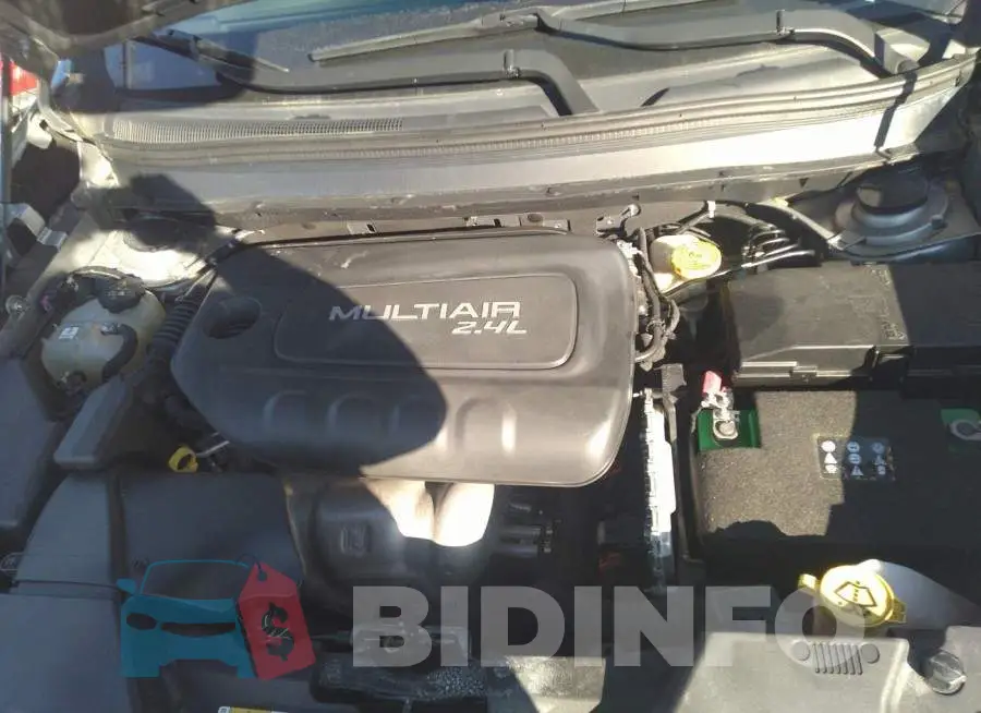 1C4PJLCB4FW706274 Photo# 10