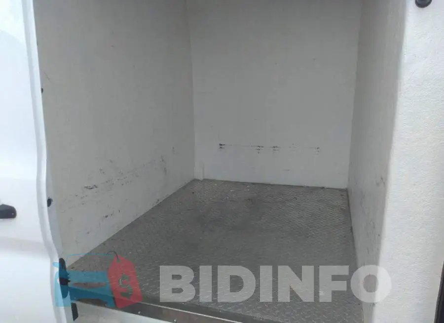 1FTBF4XVXJKA36011 Photo# 8