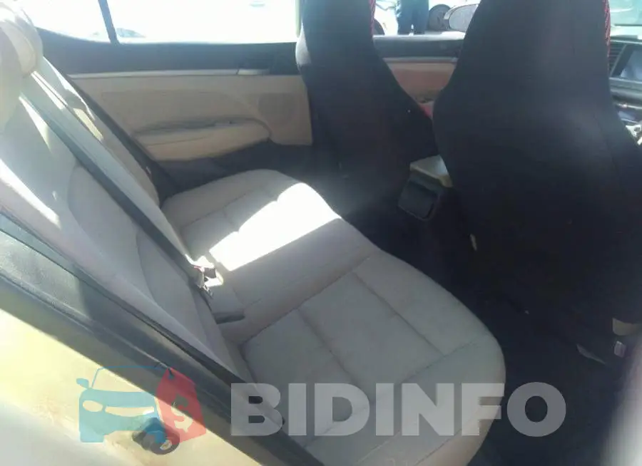 KMHD84LF2HU210228 Photo# 8