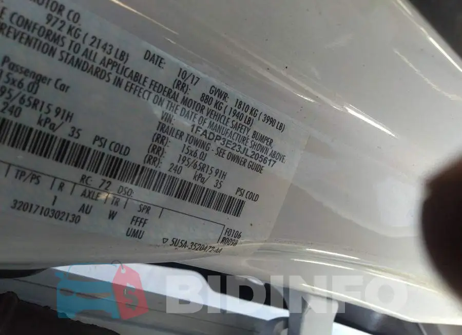 1FADP3E23JL205617 Photo# 9