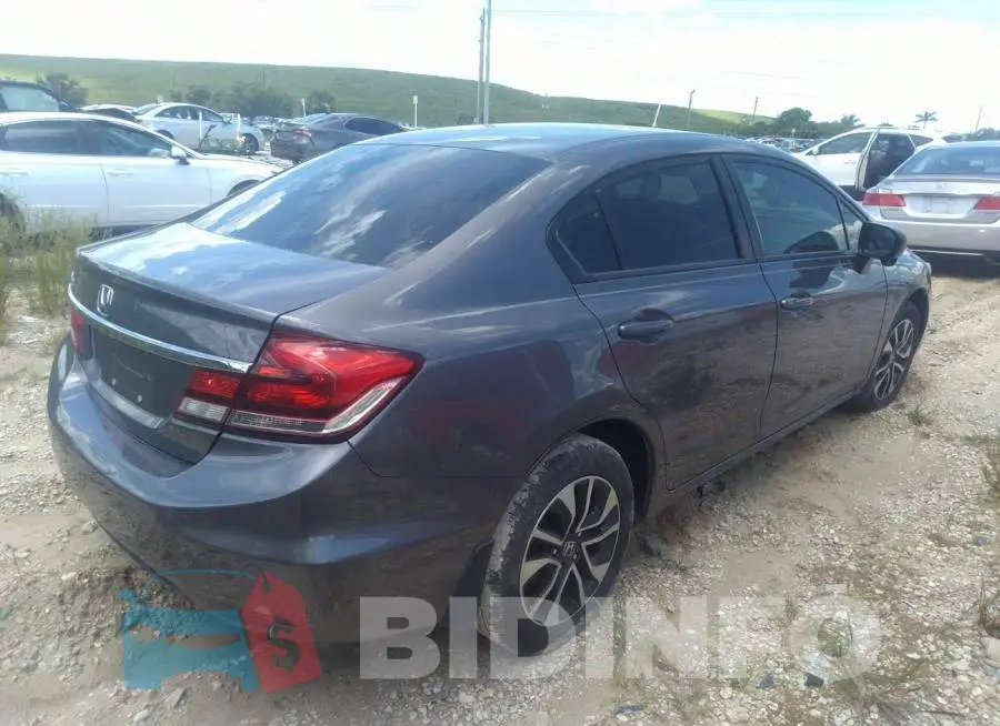 19XFB2F80FE026739 Photo# 4