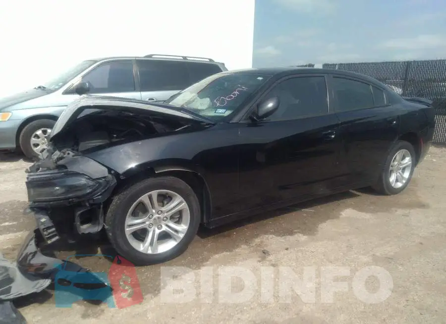 2C3CDXBG1FH826823 Photo# 2