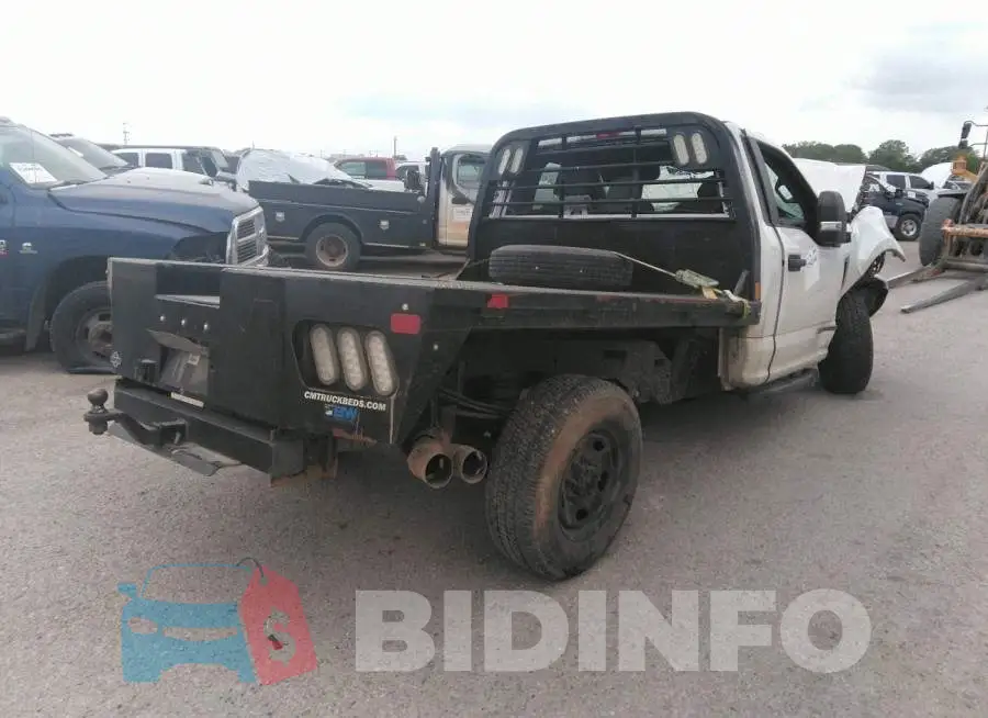 1FTBF2BT0KEC50399 Photo# 4