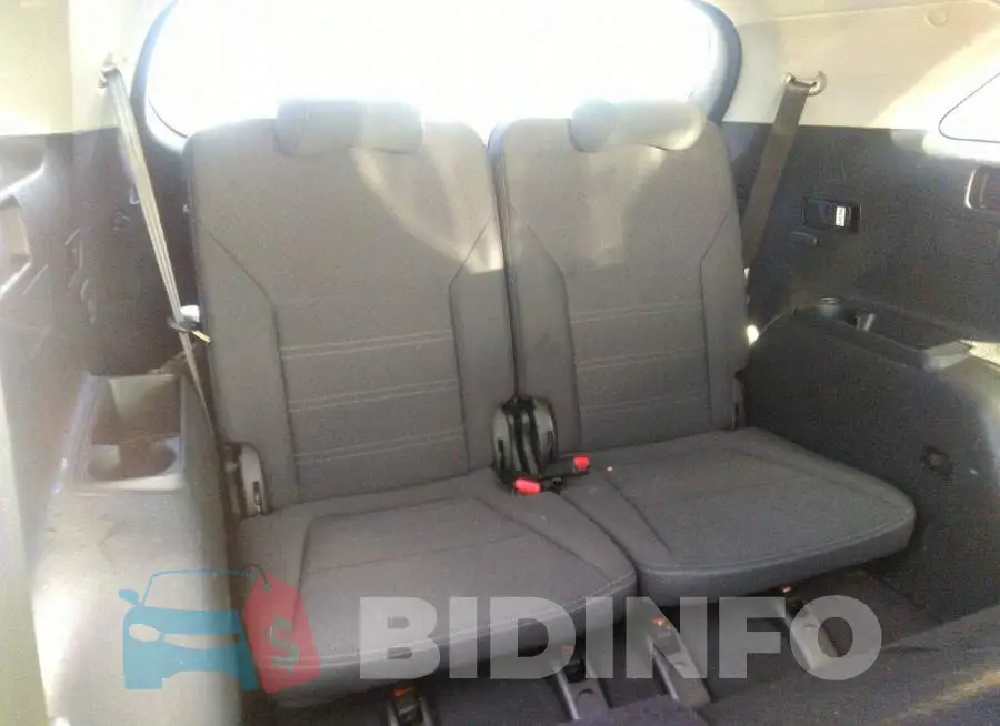 5XYPG4A37KG570570 Photo# 8