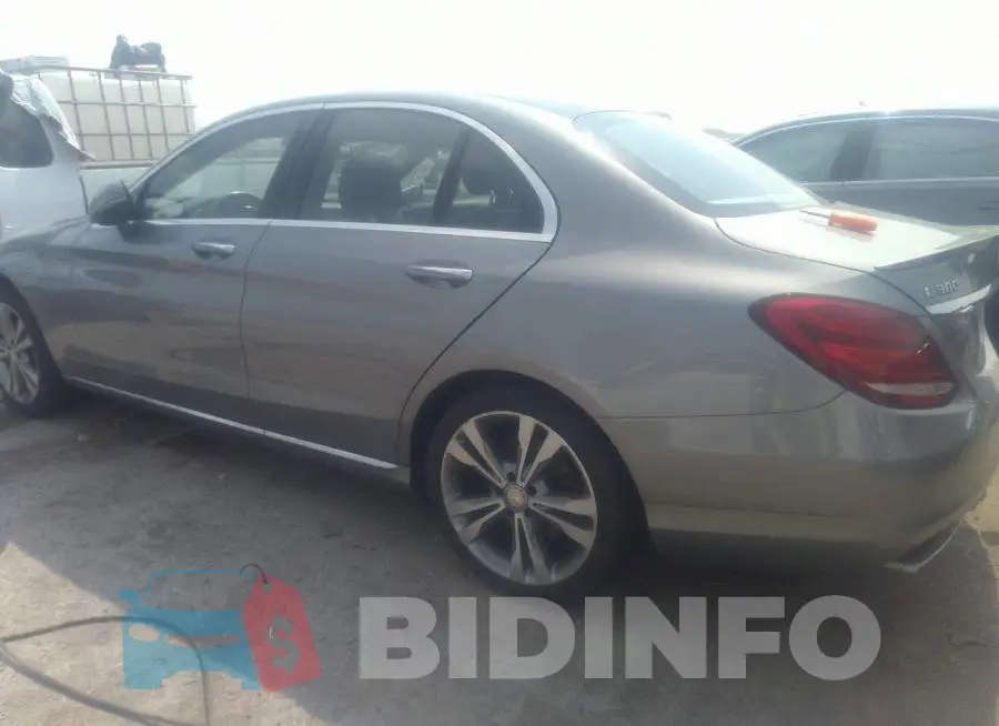 55SWF4KB6GU156097 Photo# 3