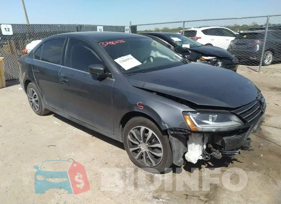 3VW2B7AJ2HM259078 Photo# 1