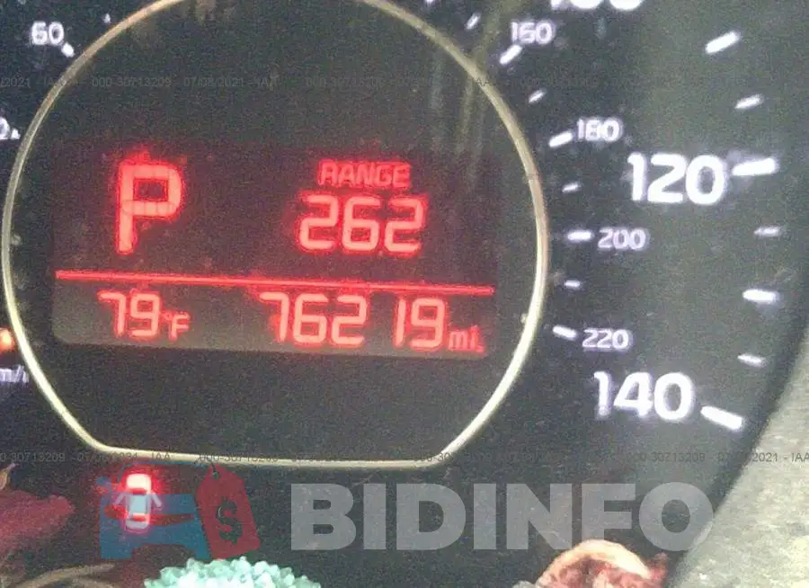 KNDJN2A29F7811037 Photo# 7
