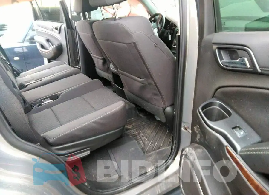 1GNSCAKC9KR106675 Photo# 8