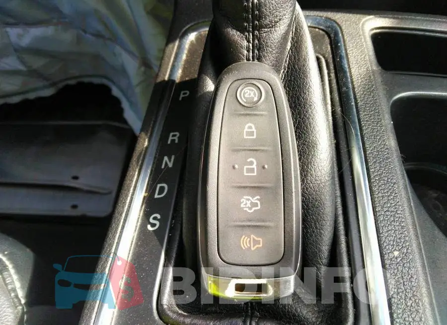 1FMCU0J96KUB77786 Photo# 11