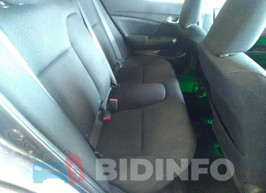 19XFB2F73FE027228 Photo# 8