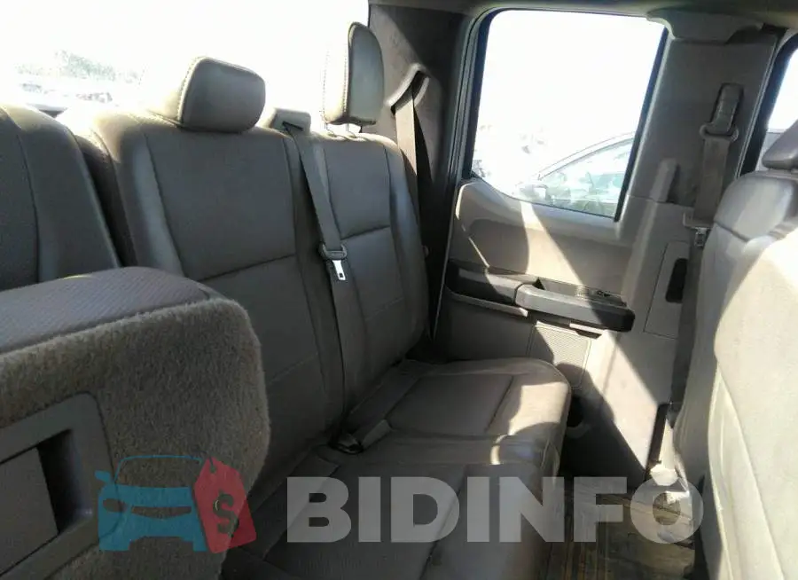 1FTFX1CGXJKC16335 Photo# 8