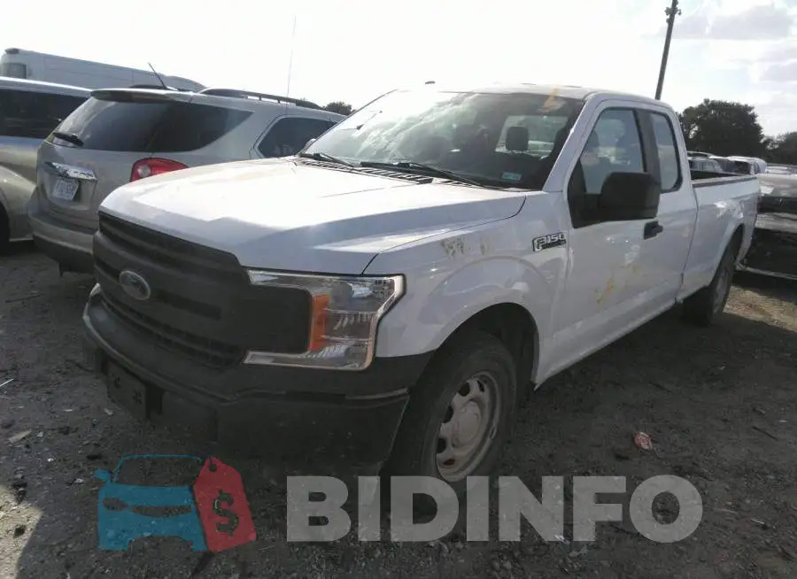 1FTFX1CGXJKC16335 Photo# 2