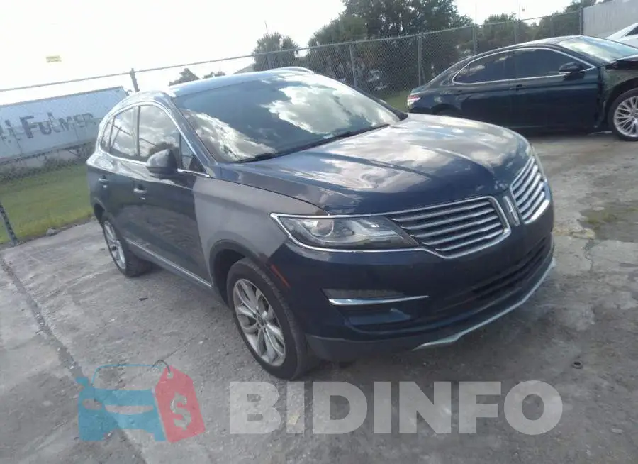 5LMCJ2C92GUJ24217 Photo# 1