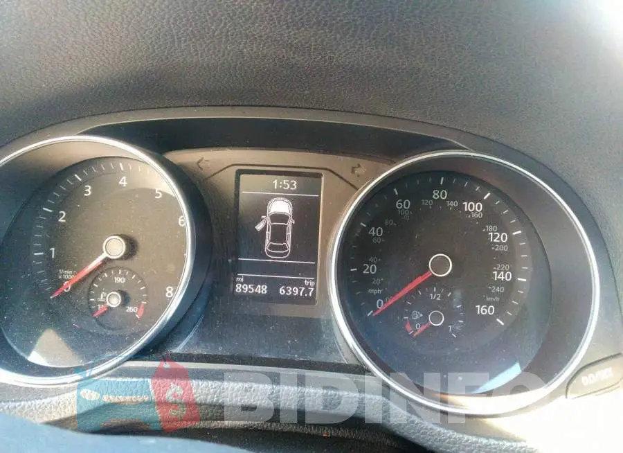 1VWDT7A33HC034323 Photo# 7